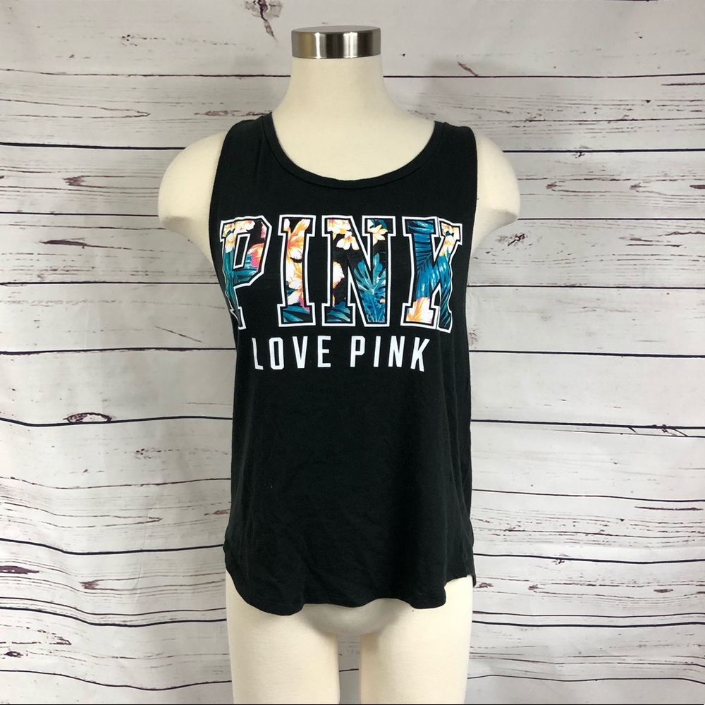 VS Black Muscle Tank‎